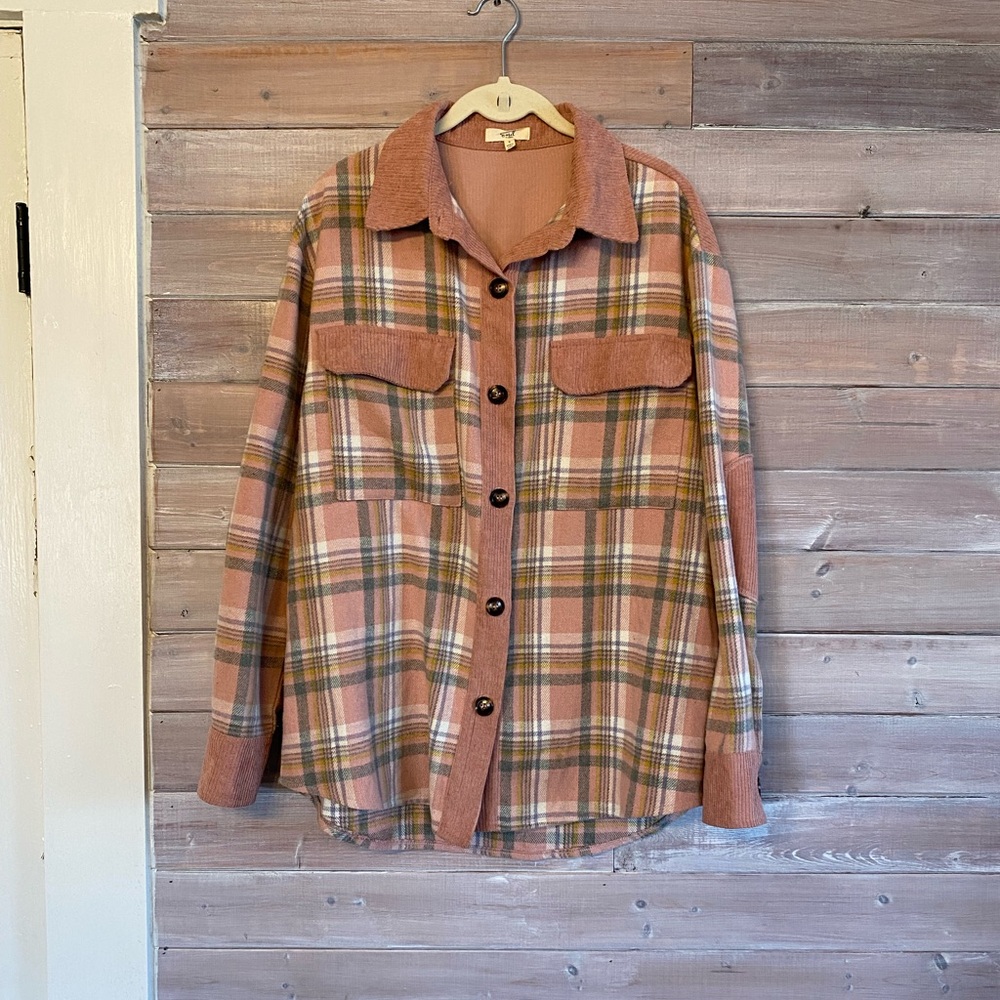 Easel pink plaid corduroy shacket size small